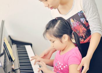 Học đàn tại Q1